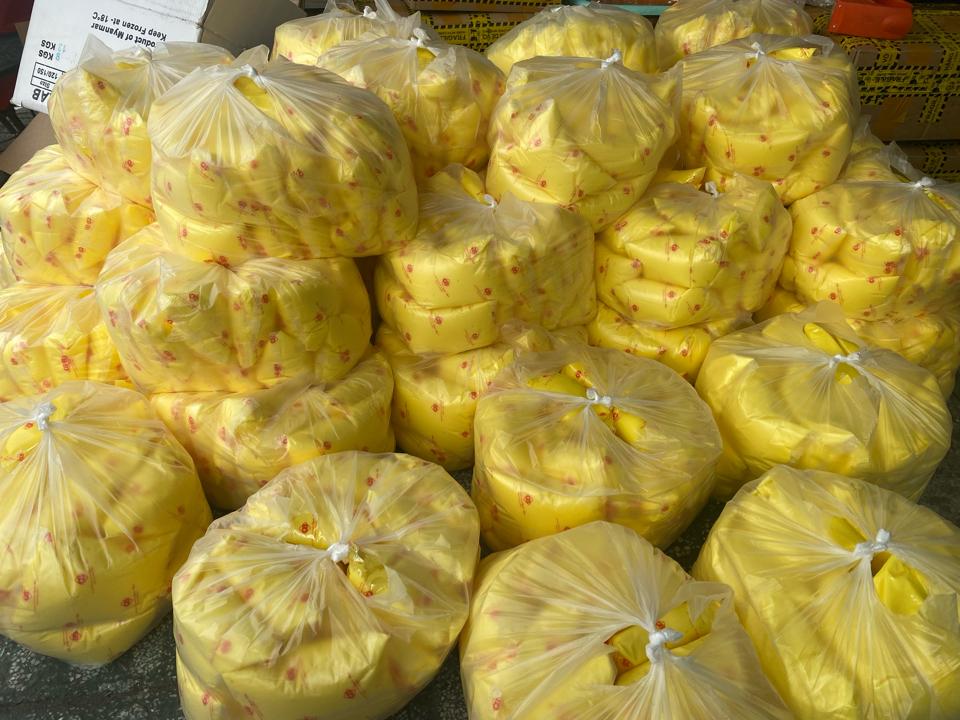 Bơ vàng Quốc Bảo-duoc-ban-tai-Thảo Nguyên - Bánh tráng Tây Ninh