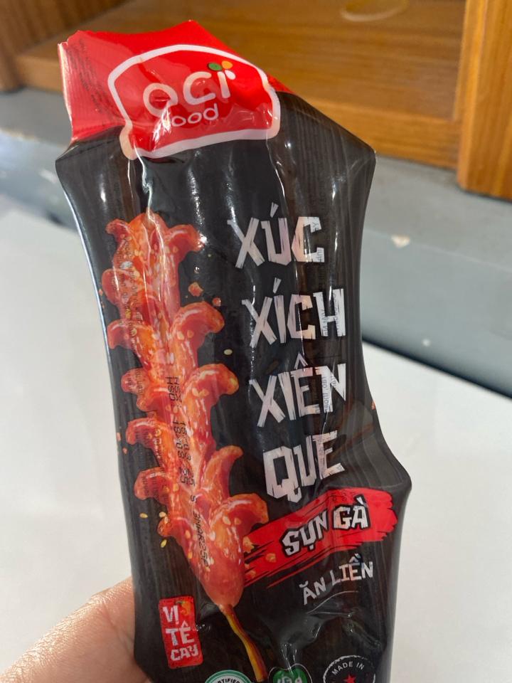 Xúc xích xiên que -duoc-ban-tai-Nekoni Station