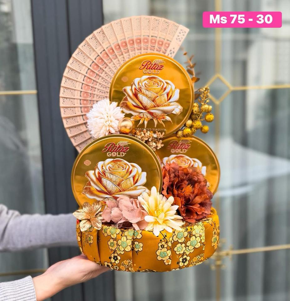 tháp 75 vàng-duoc-ban-tai-Tiệm Trâm Cáo
