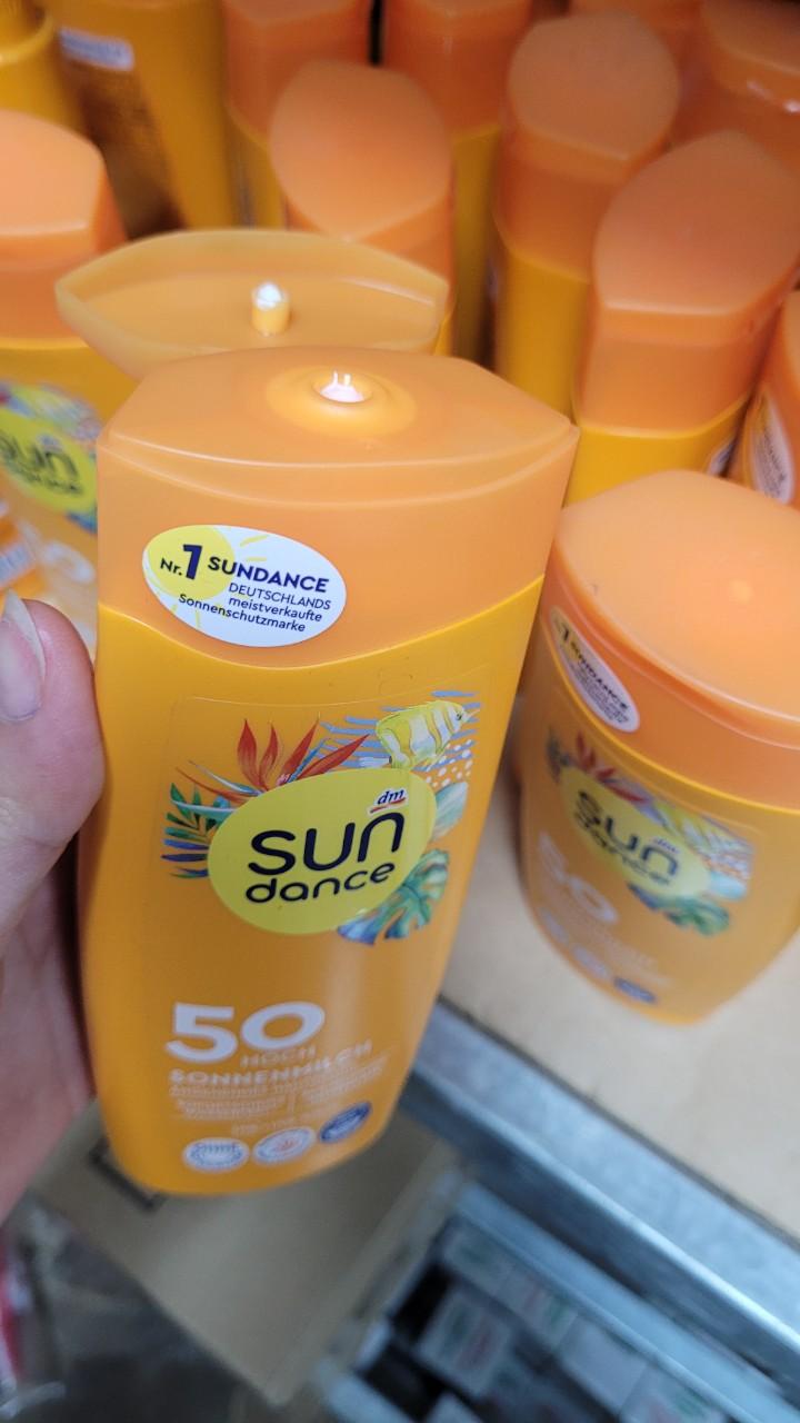 Kem Chống Nắng Sundance Sonnencreme 50 / Tuýp 200ml dạng kem-duoc-ban-tai-HƯƠNG TÁO ĐỎ