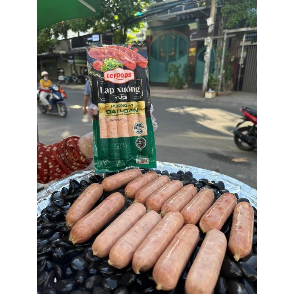 Lạp Xưởng Nướng Đá LC Foods 700g (10 Chiếc)-duoc-ban-tai-Nhà phân phối BKJ | Kho sỉ Indomie Hà Nội