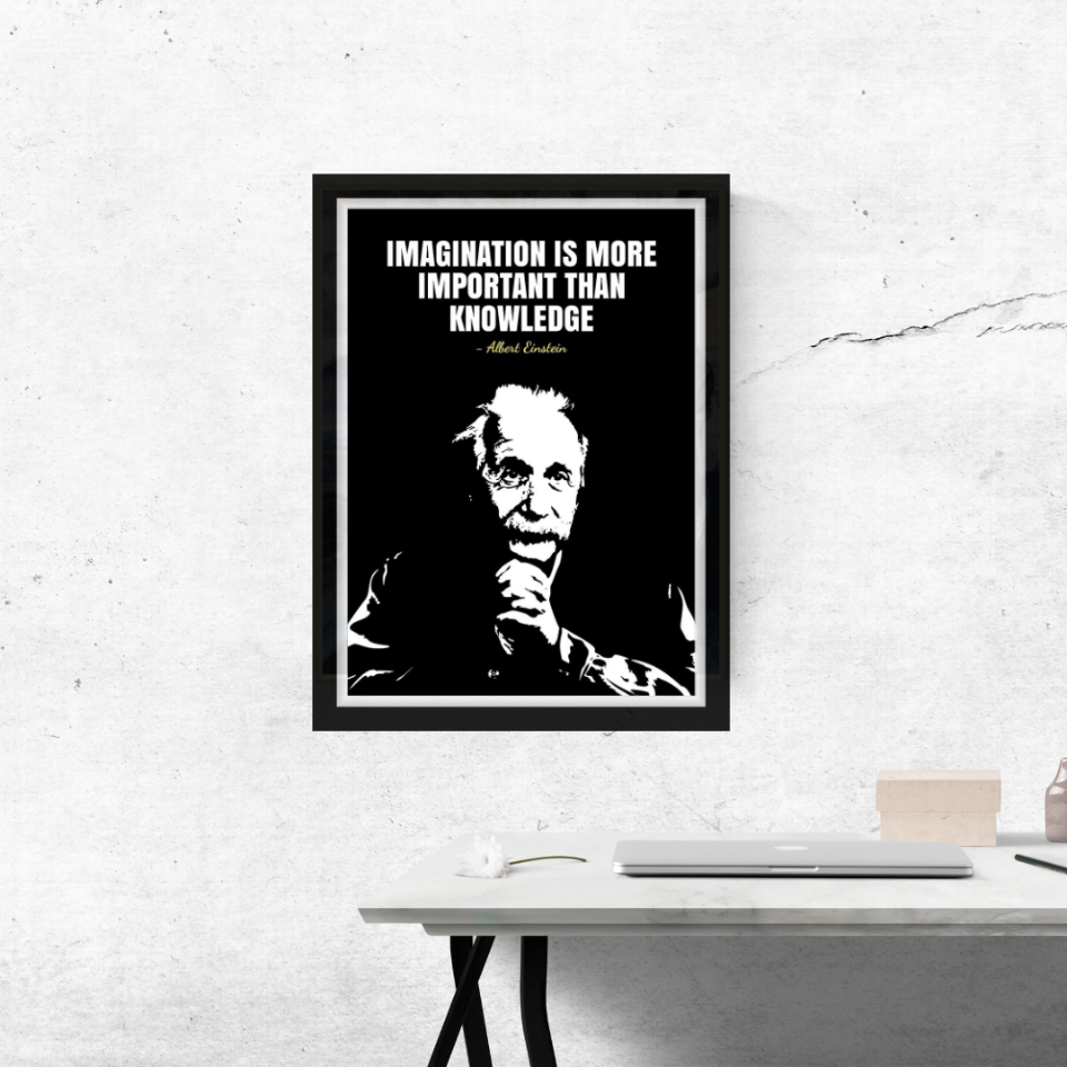Albert Einstein -duoc-ban-tai-Tranh Gia Phương