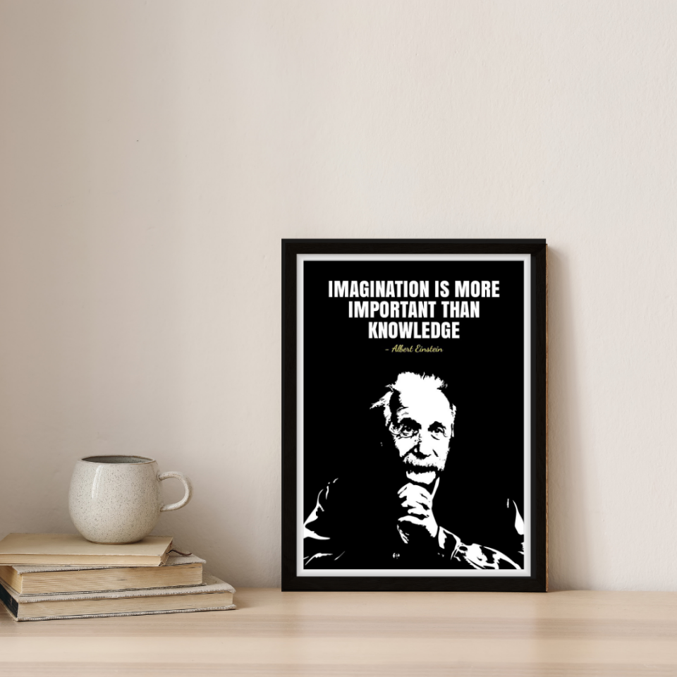 Albert Einstein -duoc-ban-tai-Tranh Gia Phương