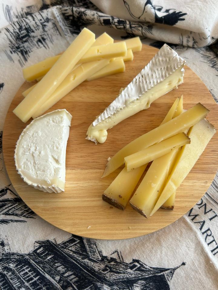 RA460 | Cheese Plate-duoc-ban-tai-OULALA KITCHEN HOI AN