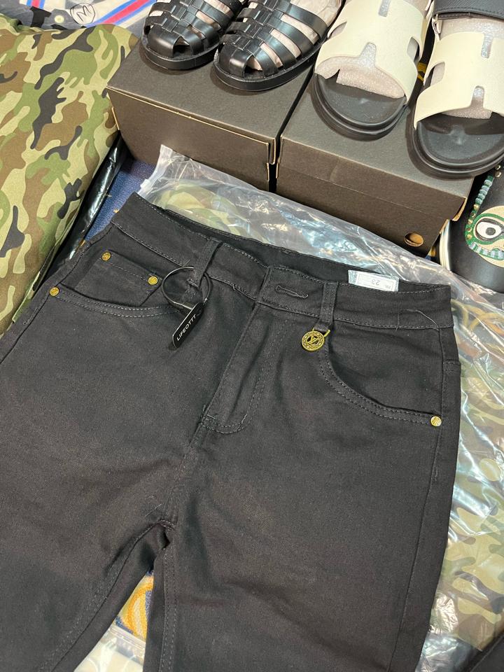 Quần đen trơn lv-duoc-ban-tai-TruongGiangShop