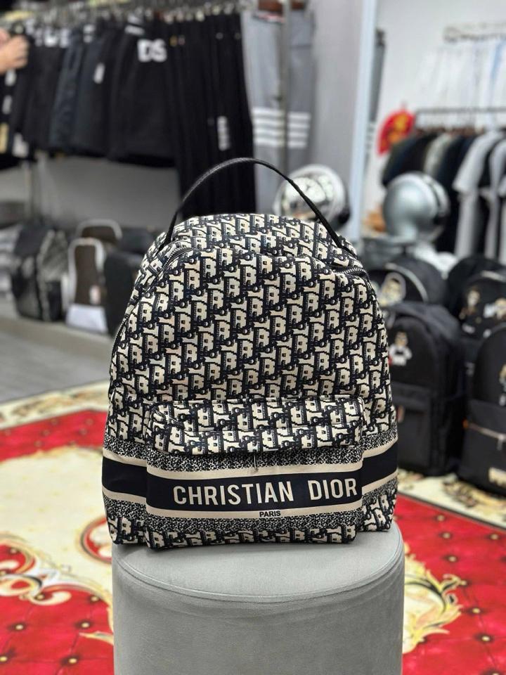 Balo dior -duoc-ban-tai-TruongGiangShop