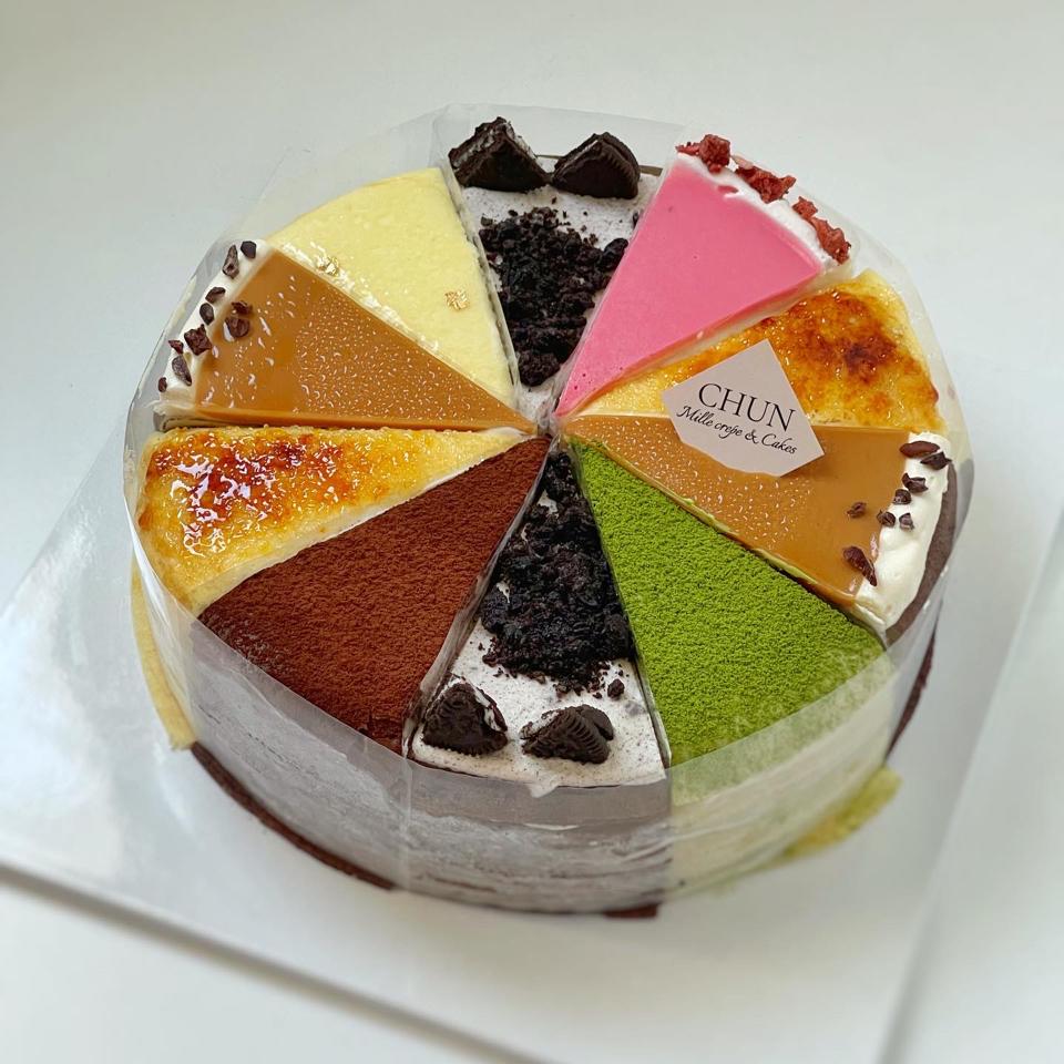 Mixed Mille Crepe (10 slices)-duoc-ban-tai-CHUN Mille Crepe & Cakes (SHOP ONLINE)