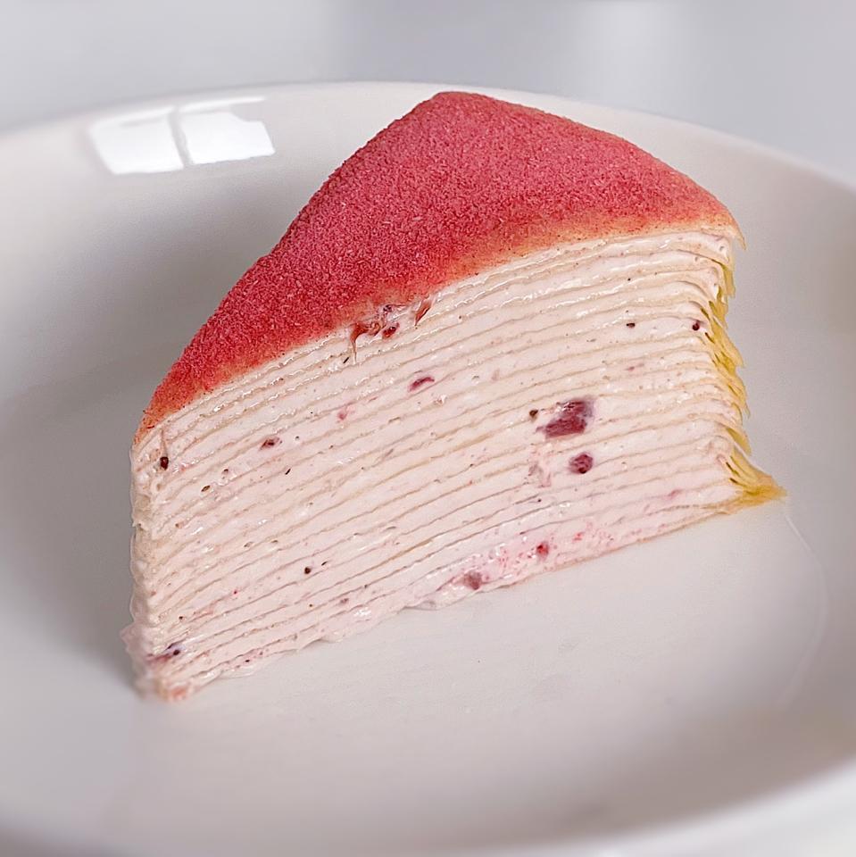 Ổ Very Berry Mille Crepe (ĐẶT TRƯỚC 48H)-duoc-ban-tai-CHUN Mille Crepe & Cakes (SHOP ONLINE)