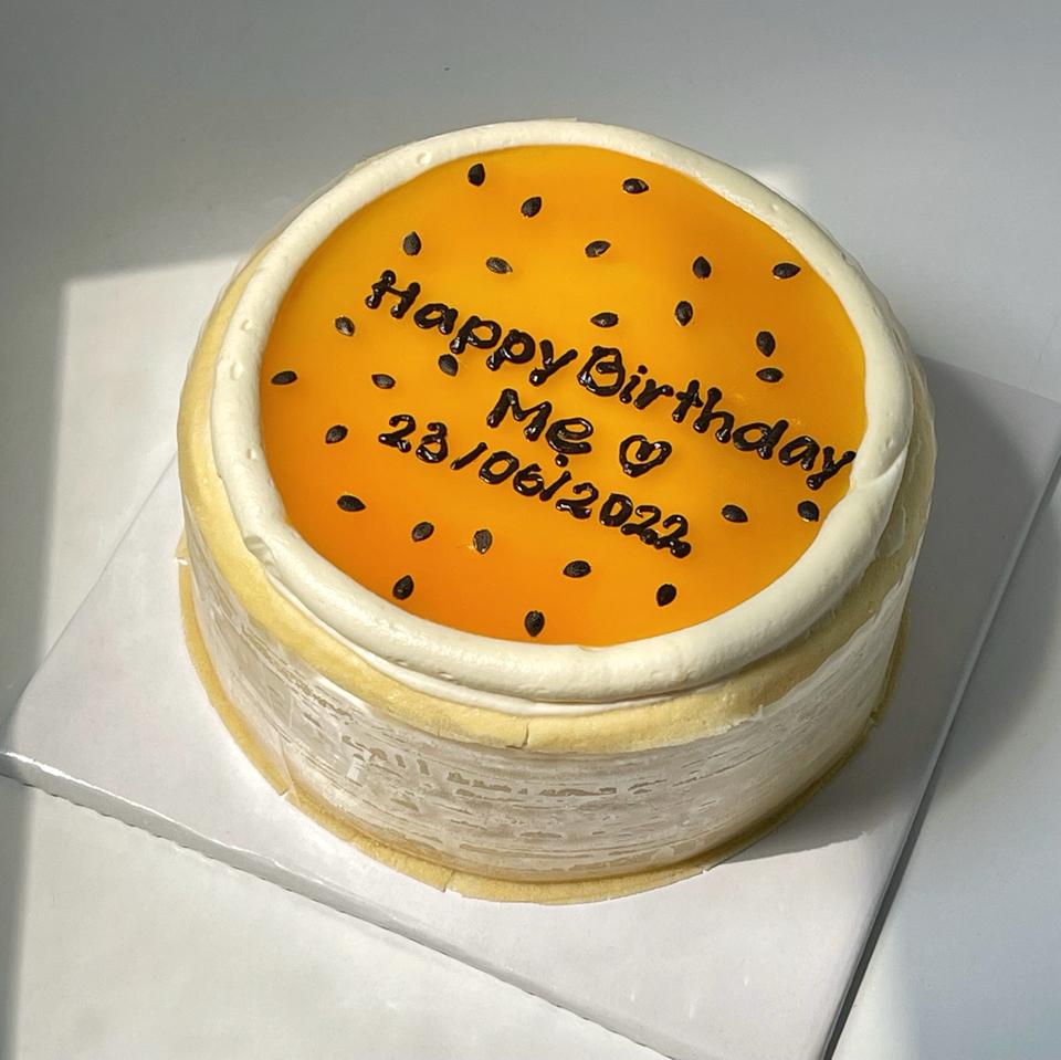 Ổ Passion Fruit Mille Crepe (ĐẶT TRƯỚC 48H)-duoc-ban-tai-CHUN Mille Crepe & Cakes (SHOP ONLINE)