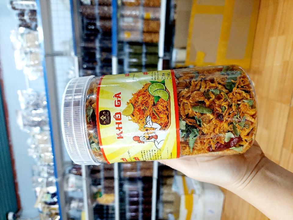 Khô gà lá chanh( hũ)-duoc-ban-tai-Yummy Nuts-Thế Giới Hạt Ngon!