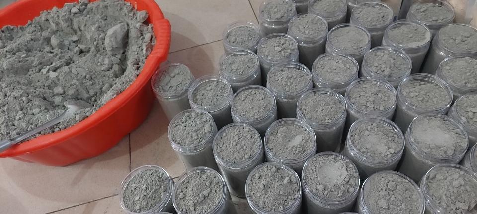 Bột 70% đậu đen 30% mè đen-duoc-ban-tai-Yummy Nuts-Thế Giới Hạt Ngon!