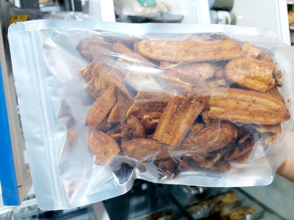 Chuối lát mè gừng đường-duoc-ban-tai-Yummy Nuts-Thế Giới Hạt Ngon!