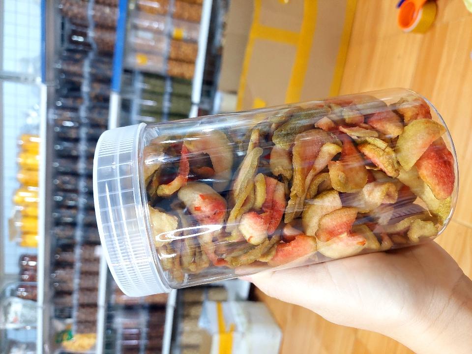 Ổi hồng sấy dẻo muối ớt(hũ)-duoc-ban-tai-Yummy Nuts-Thế Giới Hạt Ngon!