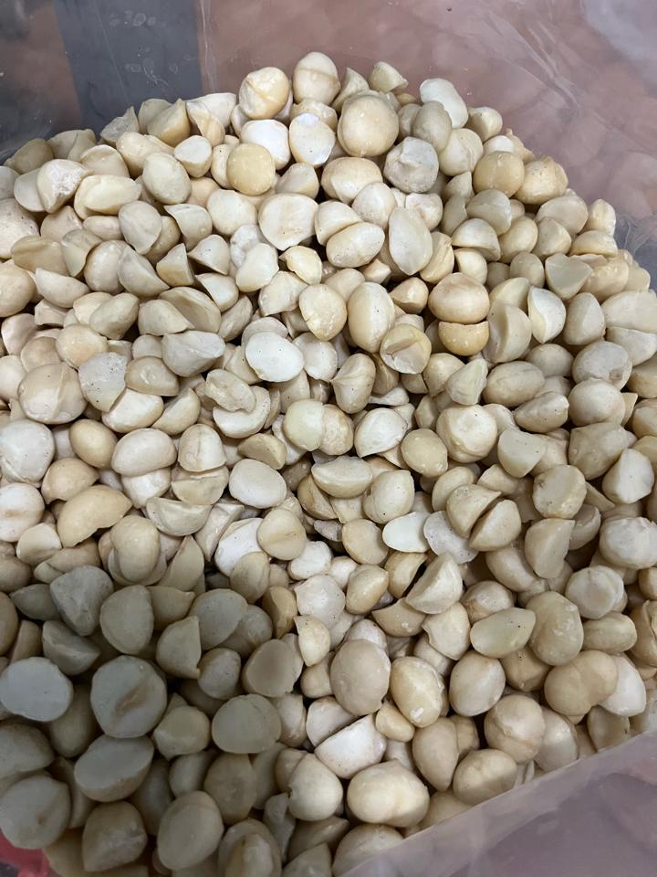 Nhân macca nhỏ vỡ-duoc-ban-tai-Yummy Nuts-Thế Giới Hạt Ngon!