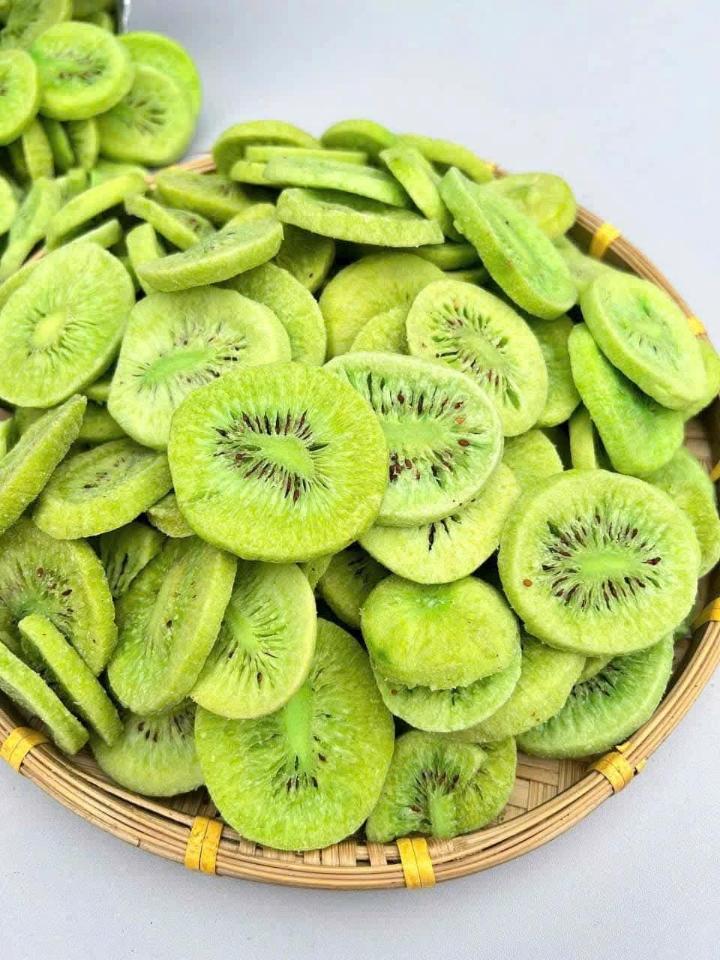 Kiwi sấy giòn-duoc-ban-tai-Yummy Nuts-Thế Giới Hạt Ngon!