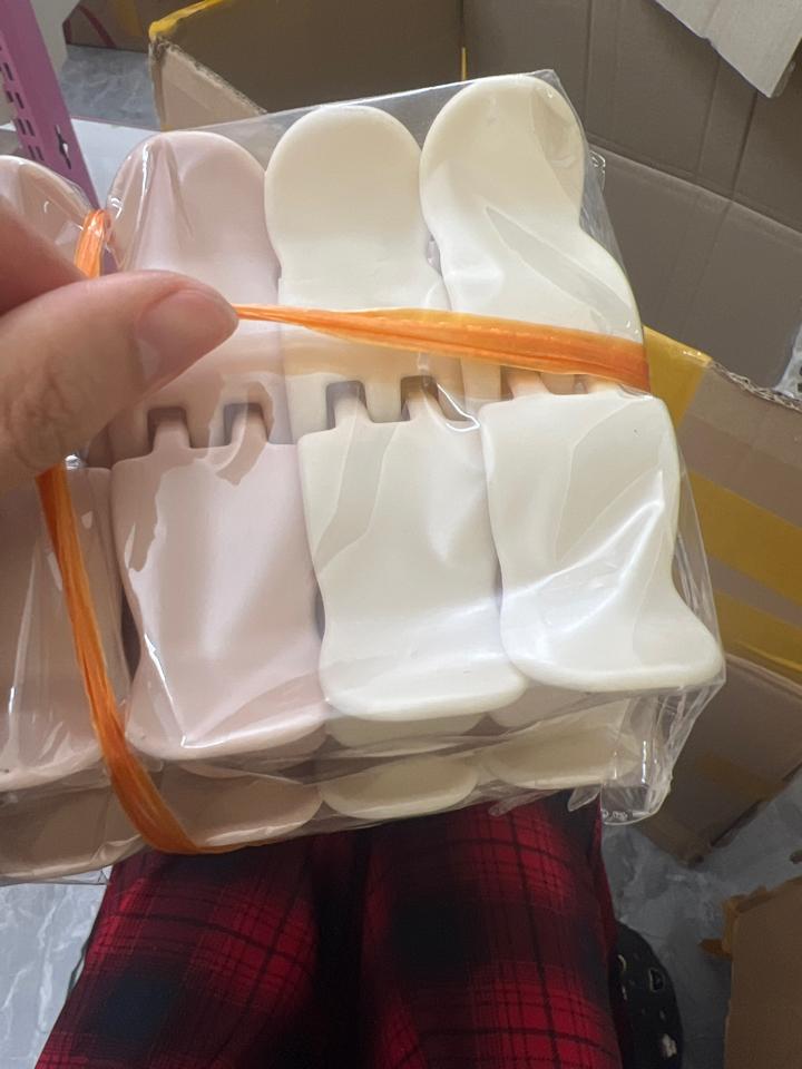 Kẹp 5 răng trơn màu-duoc-ban-tai-Hanana Bình Lục