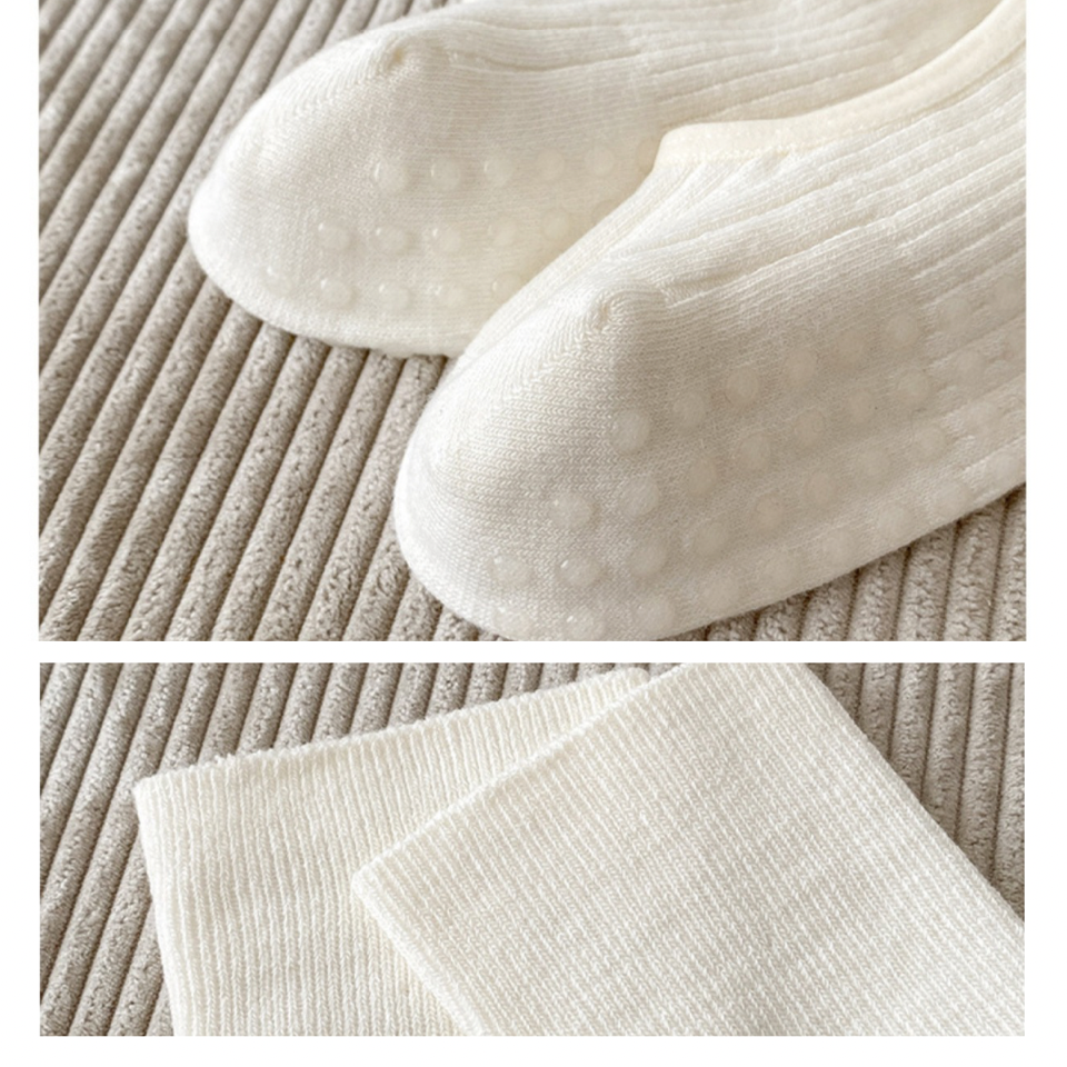 Softgrip Ballet Socks / có chống trượt-duoc-ban-tai-She Ate - active wear