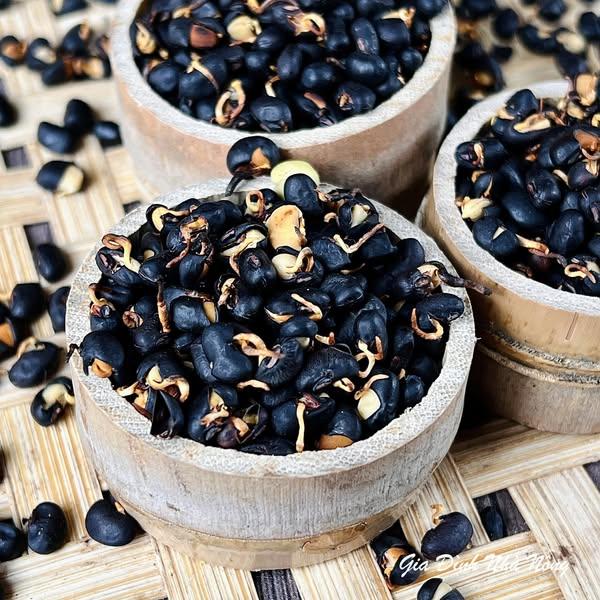 Trà mầm đậu đen xanh lòng (hộp 500gr)-duoc-ban-tai-Nông Sản Sạch Tây Bắc