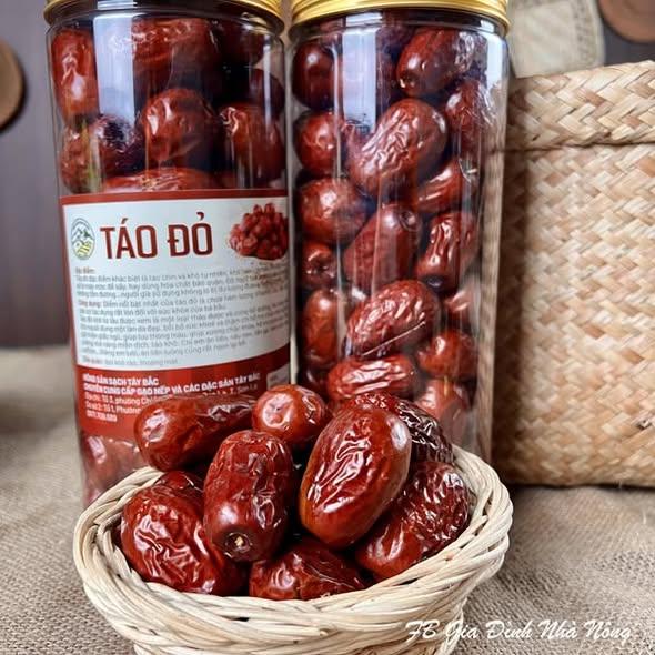 Táo đỏ-duoc-ban-tai-Nông Sản Sạch Tây Bắc