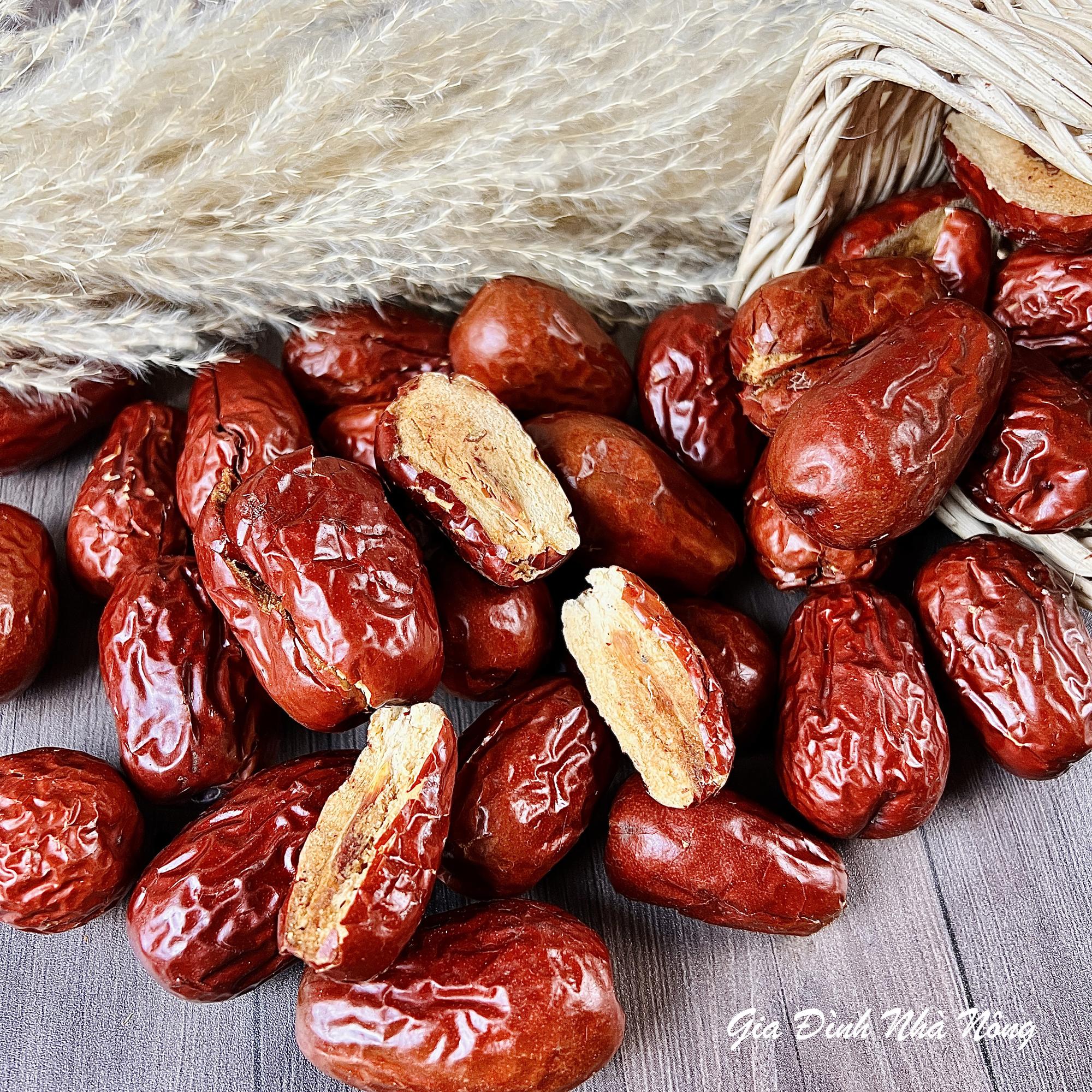 Táo đỏ-duoc-ban-tai-Nông Sản Sạch Tây Bắc