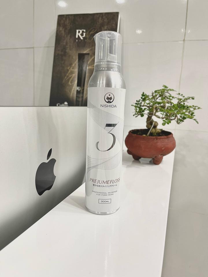 Bọt tuyết mềm tạo nếp Nishida -duoc-ban-tai-Hair Salon Chí Vân