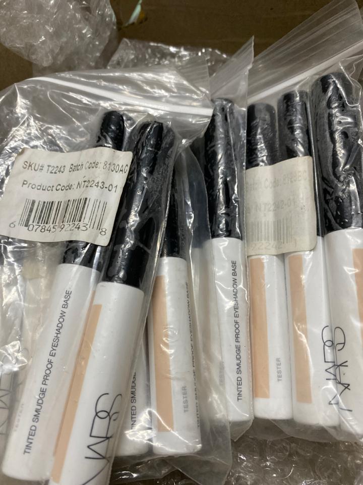 Lót mắt Nars-duoc-ban-tai-Bb cosmetic