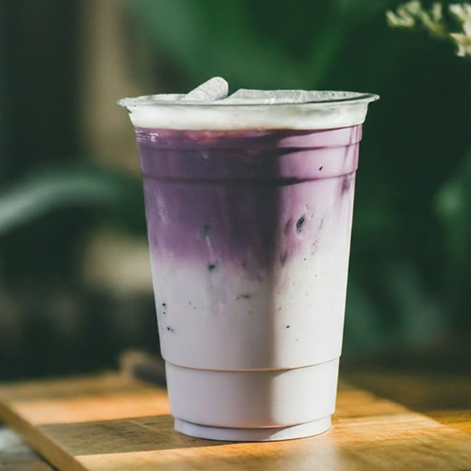 Latte Mộng Mơ ( Khoai Môn )-duoc-ban-tai-Chu Passion Tea - Xuân Lộc