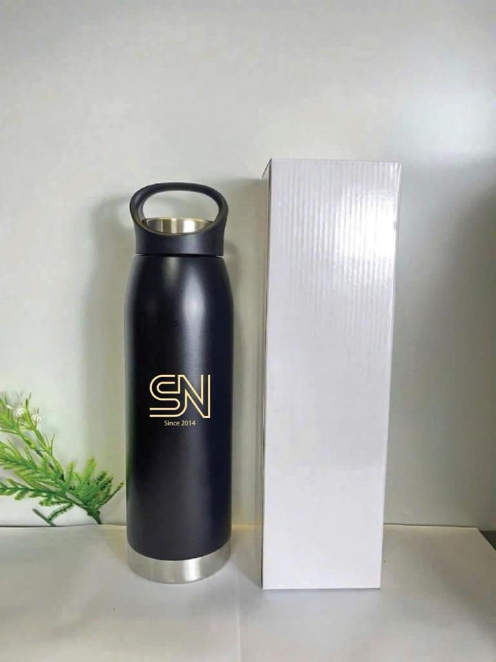 Bình giữ nhiệt SN màu đen-duoc-ban-tai-Diệp Phong Chữa Lành