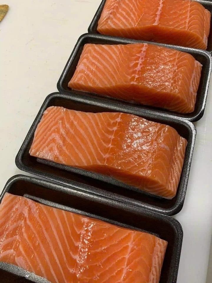 Cá hồi đông Aysen Coho nguyên size -duoc-ban-tai-Toàn Food 4.0