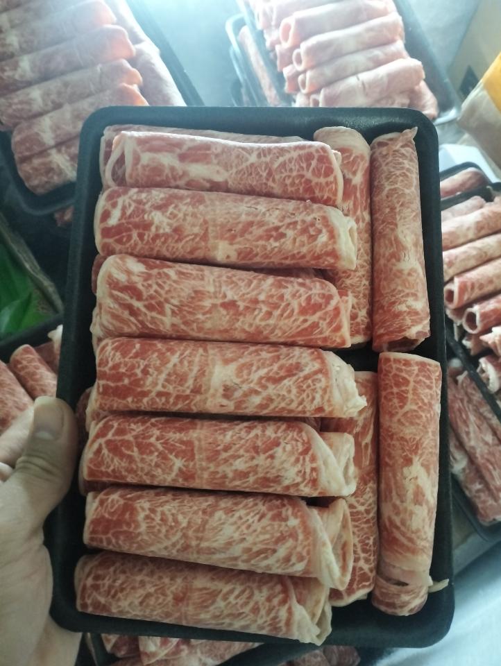 Aukobe lẩu -duoc-ban-tai-Toàn Food 4.0