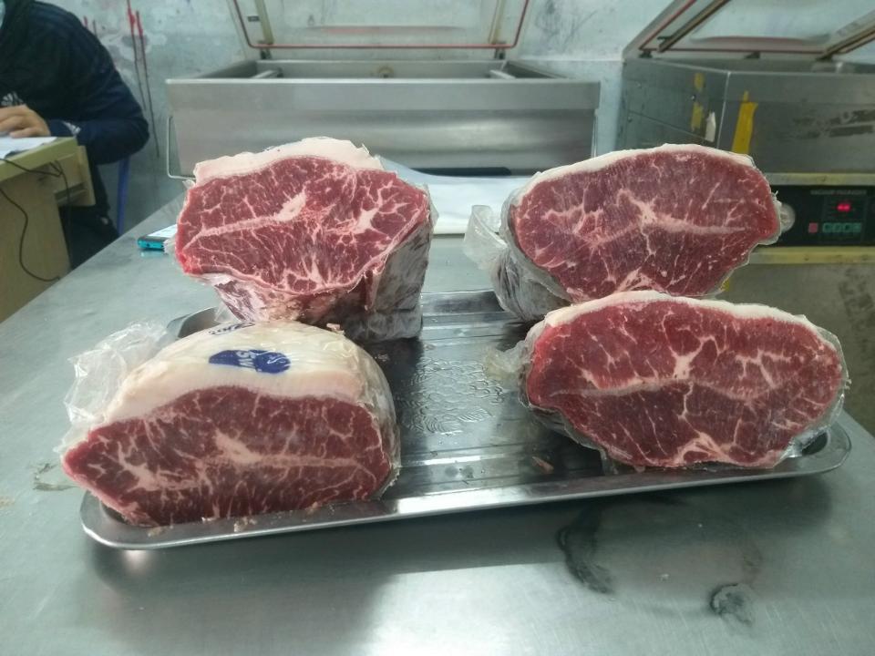 Lỏi vai bò mỹ USDA choice -duoc-ban-tai-Toàn Food 4.0