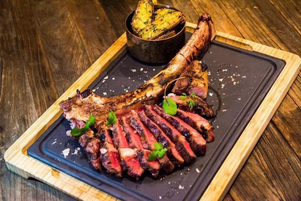 Sườn Tomahawk Úc rosedale pure cao cấp -duoc-ban-tai-Toàn Food 4.0