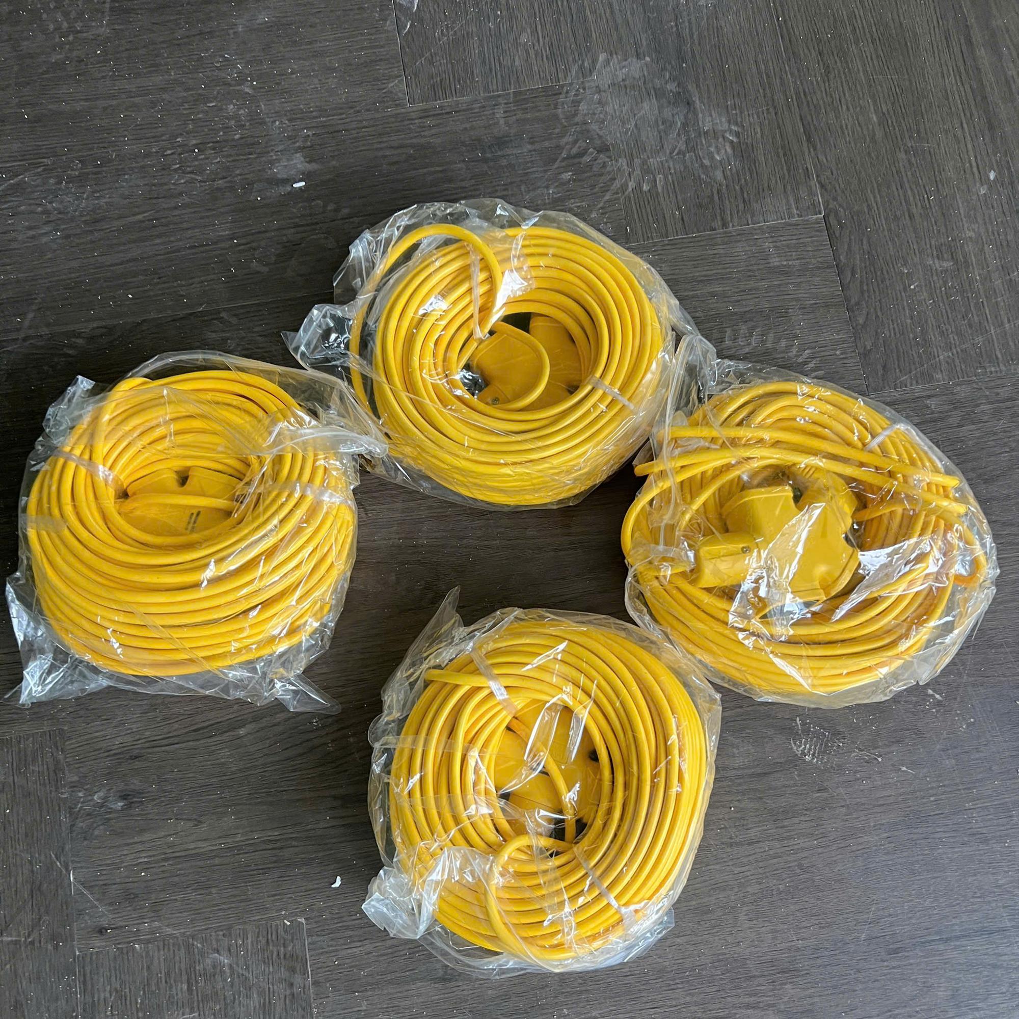 Cuộn dây điện kèm ổ điện, phích cắm-duoc-ban-tai-Trần Anh Style