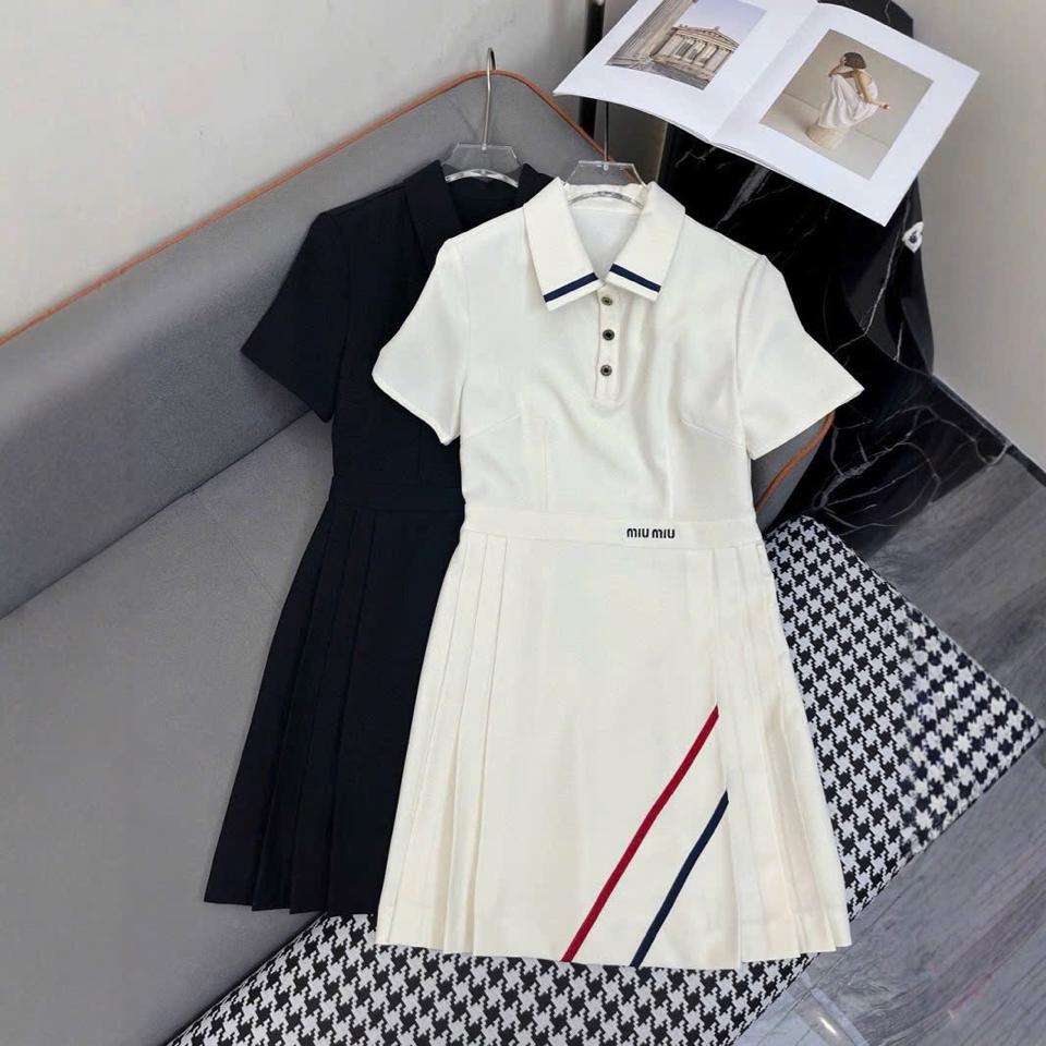 V22- váy miu miu chất âu mềm -duoc-ban-tai-Hằng shop