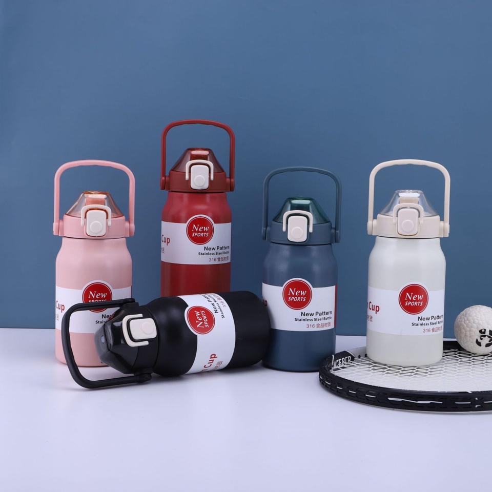 BÌNH NƯỚC GIỮ NHIỆT VACUUM CUP 1300ML (THÙNG 30) - M00-MÀU NGẪU NHIÊN-duoc-ban-tai-Công Ty Cổ Phần Xinh Home