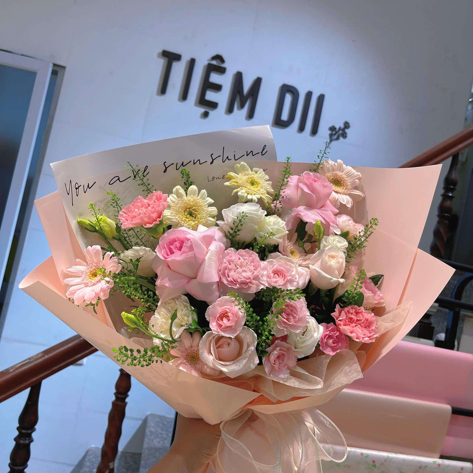 XL DÁNG VÁT - HOA mix THEO NGÀY (Đọc mô tả trước khi chốt đơn)-duoc-ban-tai-Tiệm Dii