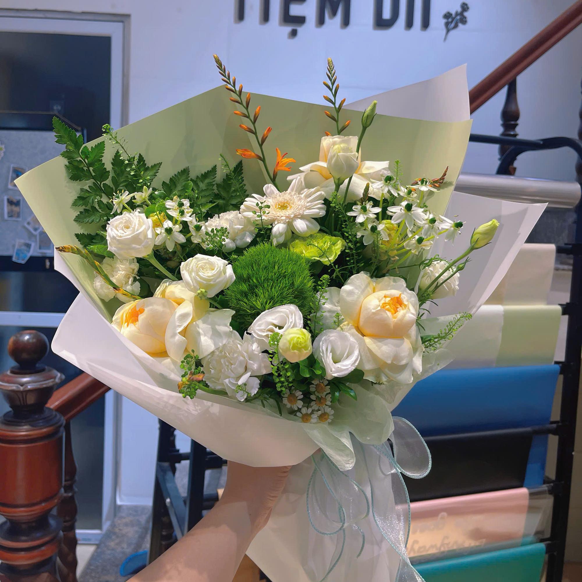 XL DÁNG VÁT - HOA mix THEO NGÀY (Đọc mô tả trước khi chốt đơn)-duoc-ban-tai-Tiệm Dii