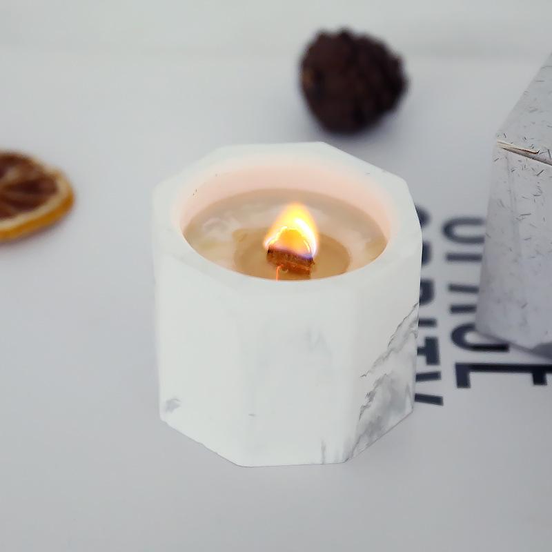 Nến cốc lục giác bấc gỗ-duoc-ban-tai-Tiệm Dii