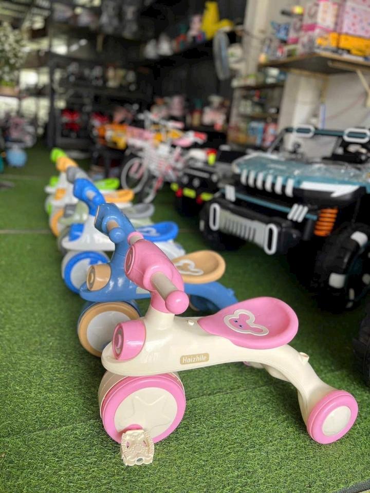Xe 3 bánh đèn, nhạc 609, 606-duoc-ban-tai-Baby Toys