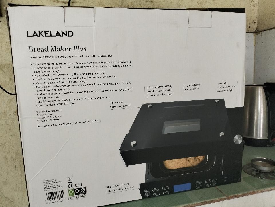 Máy làm bánh mì tự động LAKELAND-duoc-ban-tai-Chuyenbeptu.vn