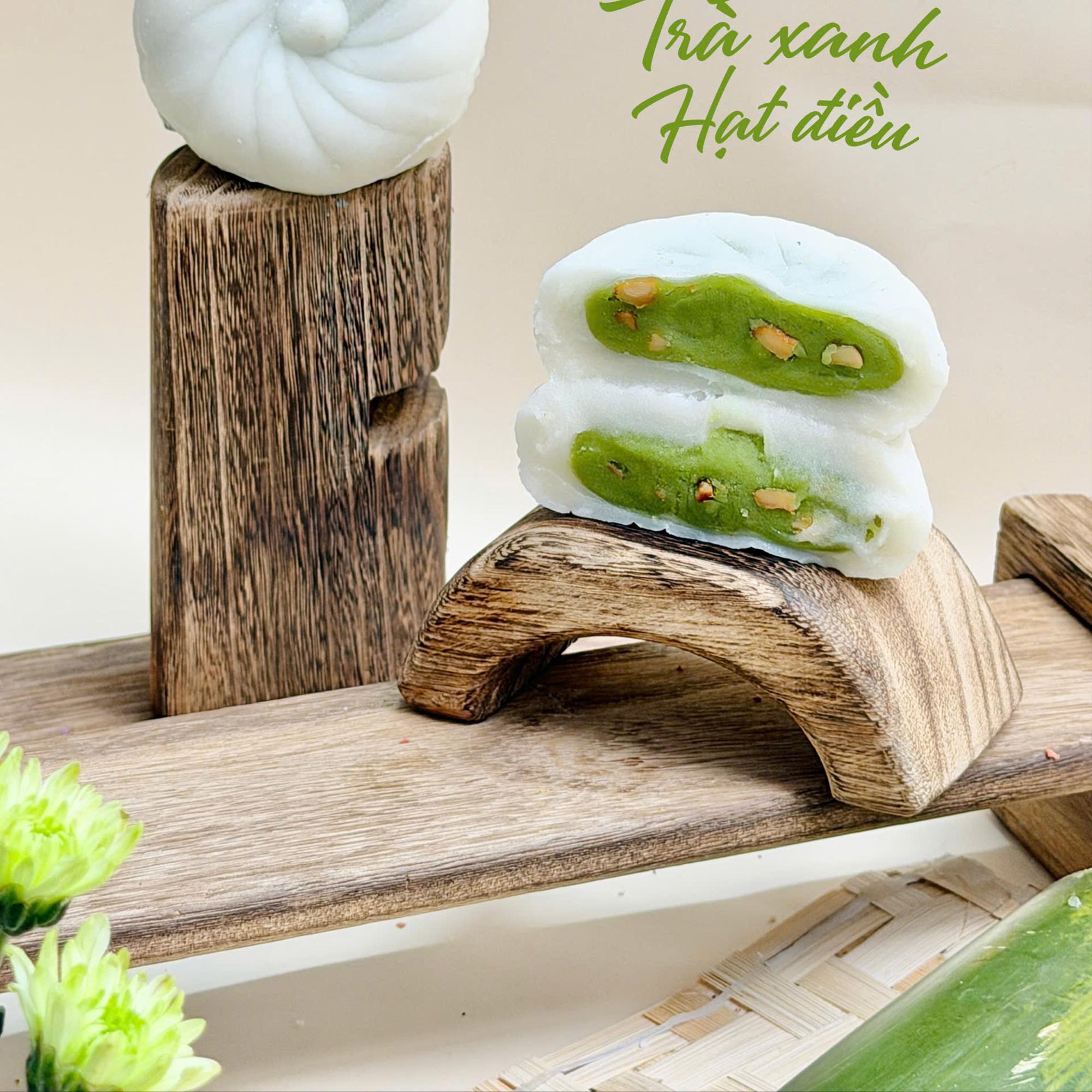 Bánh dẻo Trà xanh hạt điều-duoc-ban-tai-Công ty TNHH Hàng Việt Phố