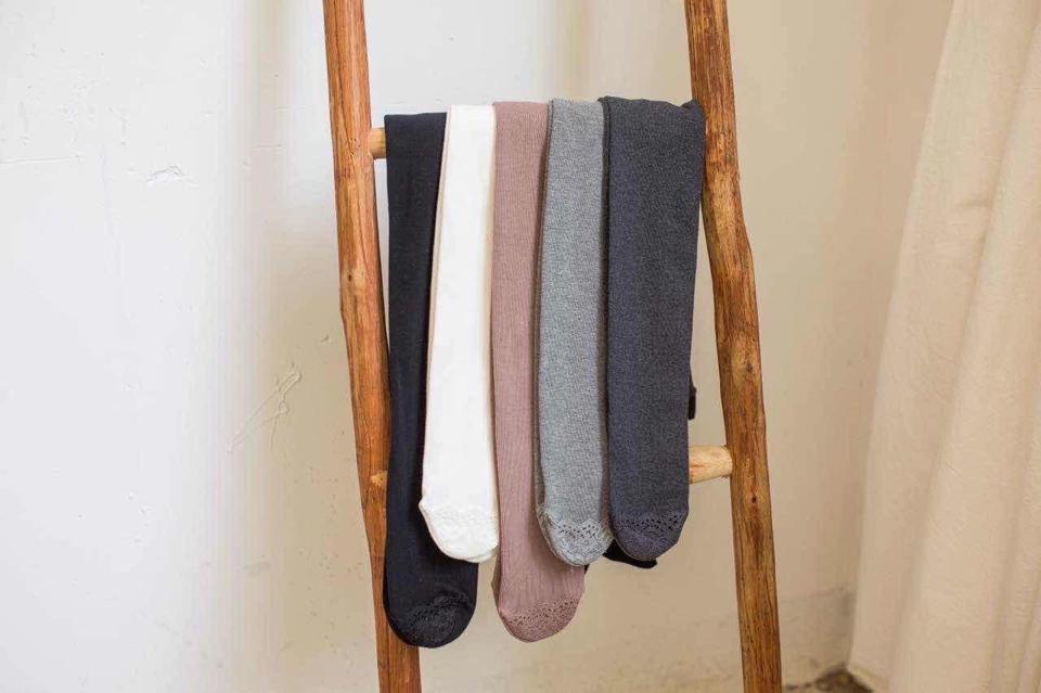 Quần tất len đẹp 150k-duoc-ban-tai-🤎 Sâu Xinh Store 🤎