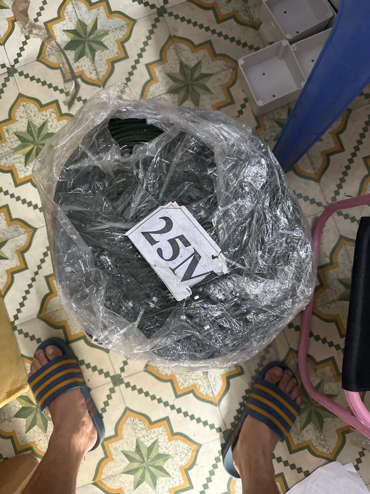 Thang 25m-duoc-ban-tai-Lỗ Tuấn