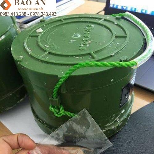 Quả tạo khói 2.5kg-duoc-ban-tai-Lỗ Tuấn