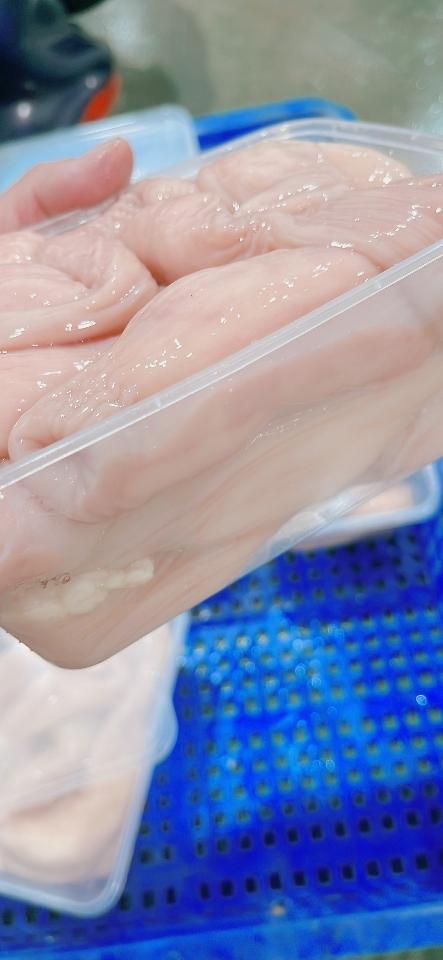Lòng bò sữa-duoc-ban-tai-Cửa hàng nhà Mị