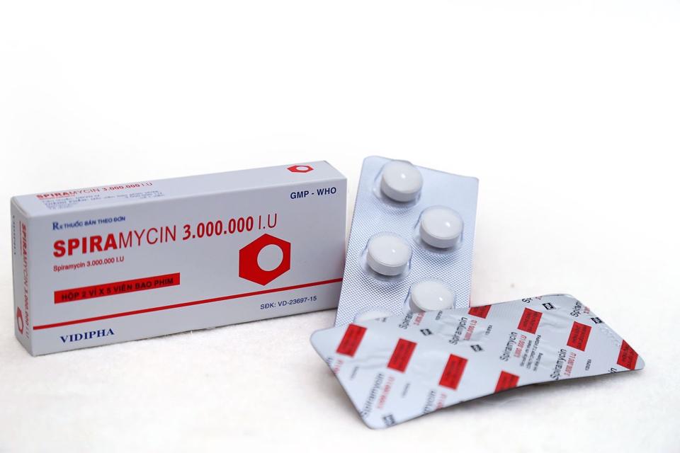 Spiramicin 3tr-duoc-ban-tai-Tiệm thuốc giá sỉ