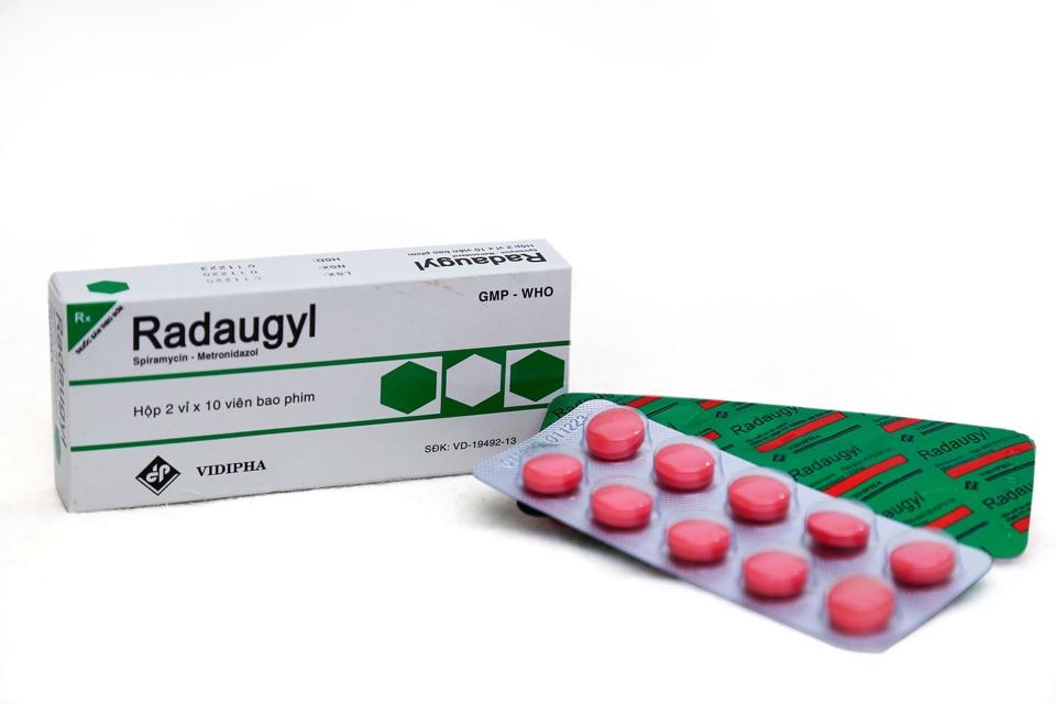 Radaugyl-duoc-ban-tai-Tiệm thuốc giá sỉ