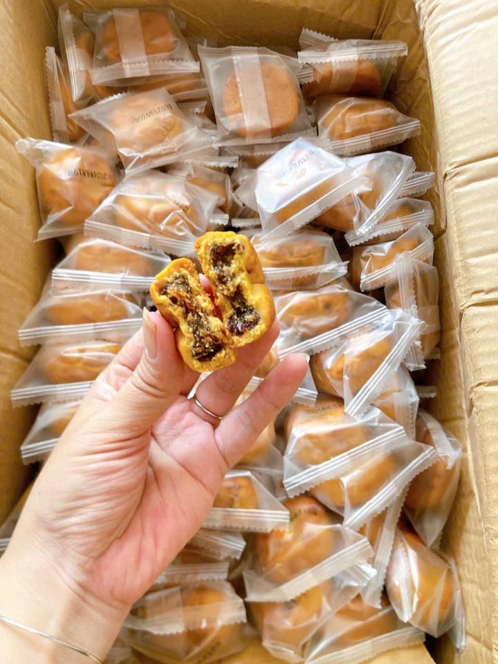 Bánh táo đỏ-duoc-ban-tai-Kho sỉ ăn vặt đông lạnh trái cây TUYẾT SƯƠNG