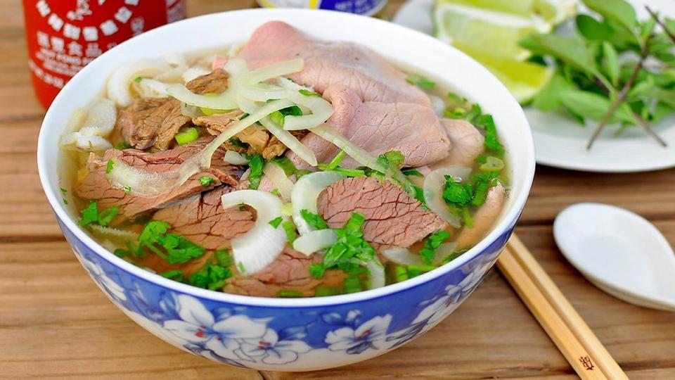 Phở Bò-duoc-ban-tai-Đồ Ăn Uông Bí