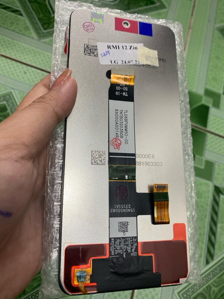 Redmi 12 4G 5G-duoc-ban-tai-Đỗ Vy